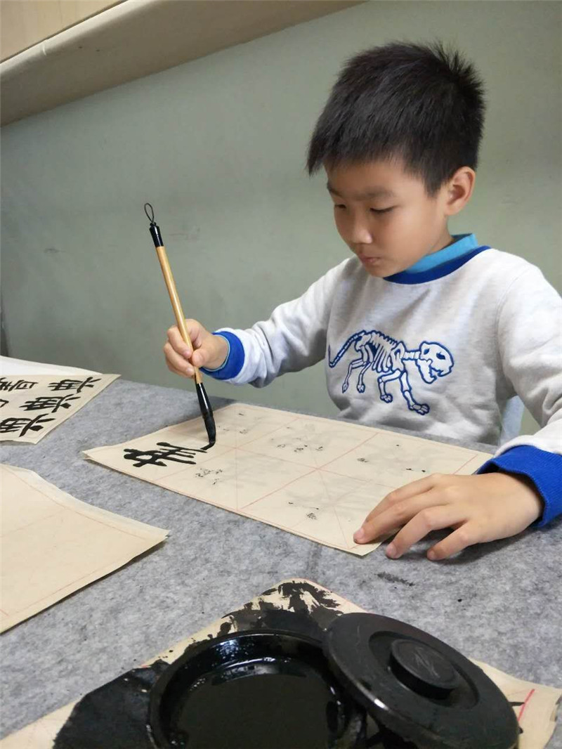 何卓賢