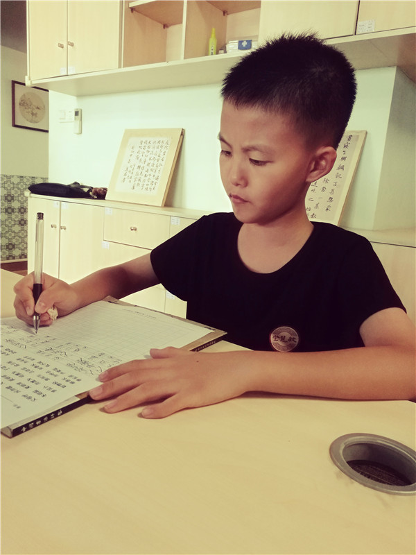 何銘杰