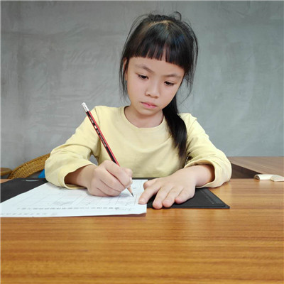 李佩諾