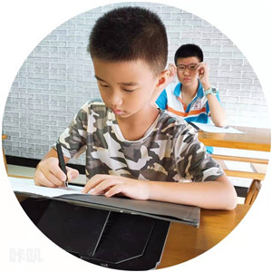 李睿宸